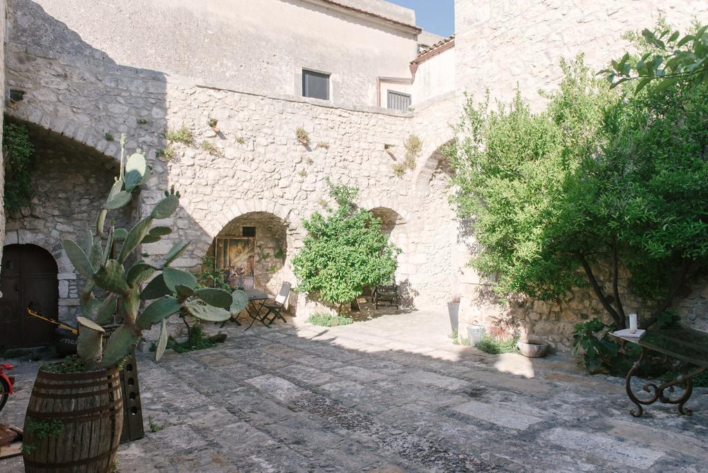 Masseria Barone Gambadoro Monte Sant'Angelo Exterior photo